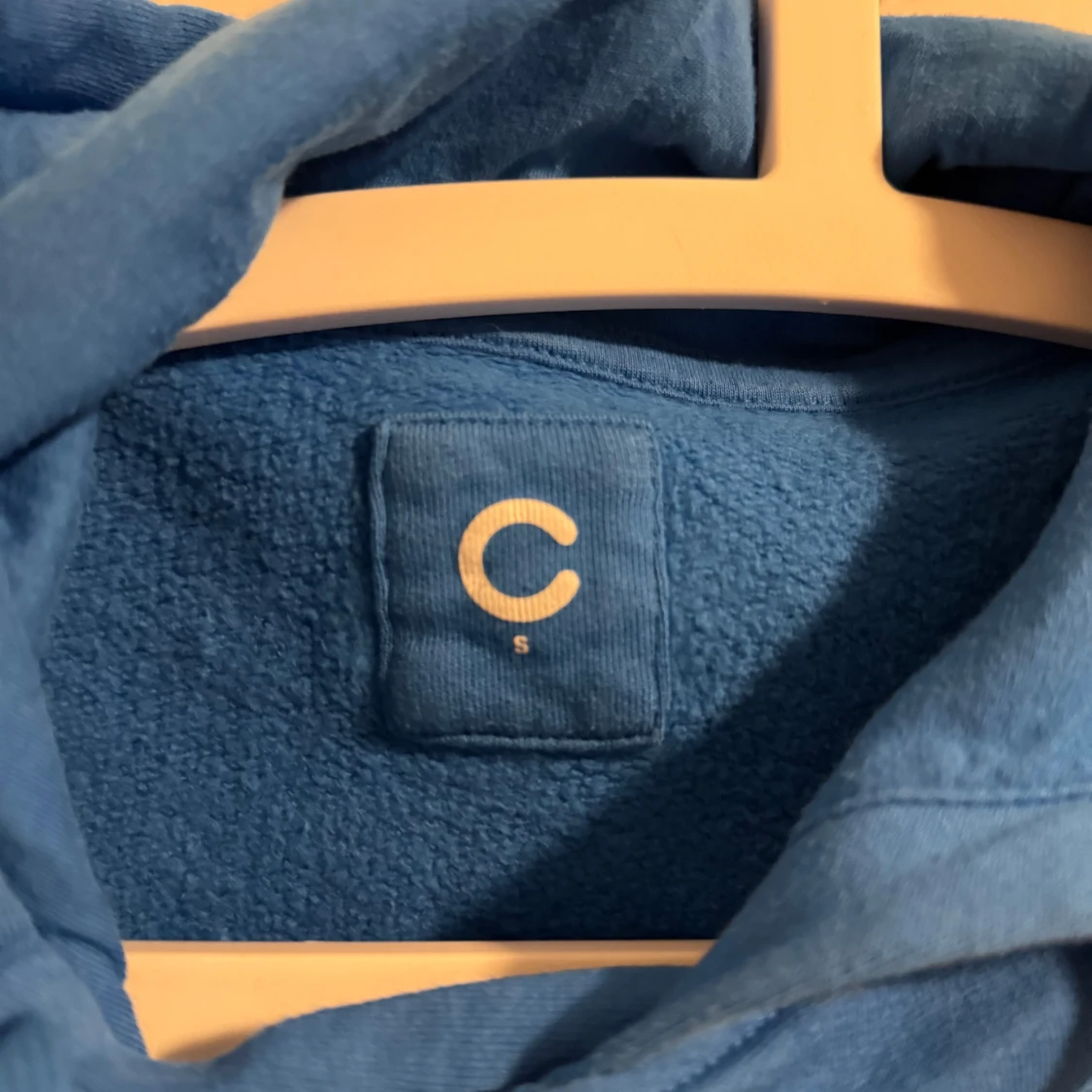 Blå hoodie från C - 2