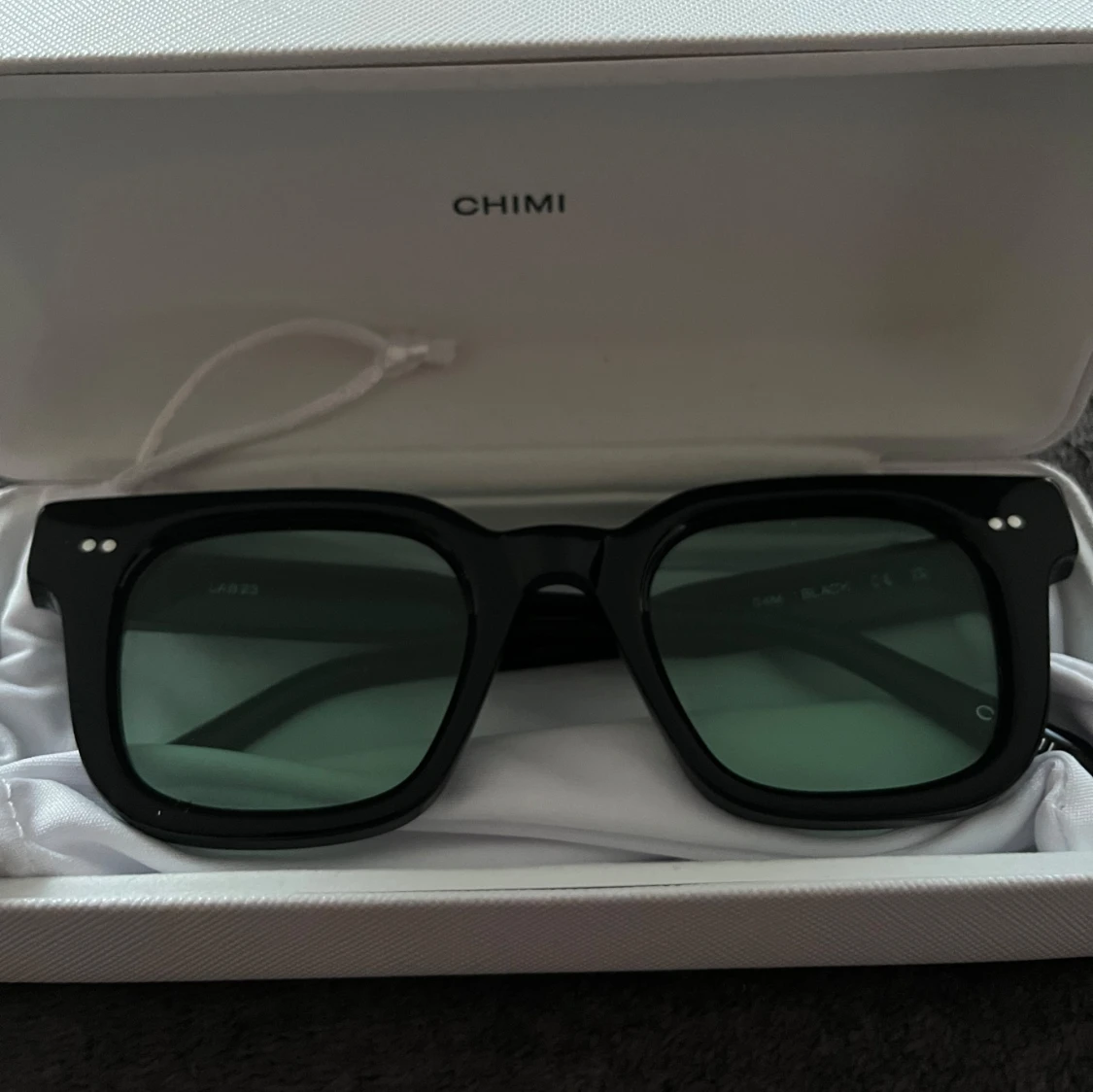 Svarta solglasögon från Chimi - 1