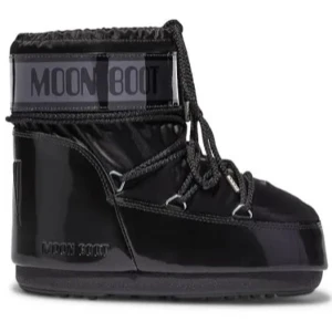 Svarta Moon Boots - Moon Boots knappt använda jätte fint skik står bara på hyllan och kommer ej till användning. Skiv för egna bilder om önskat