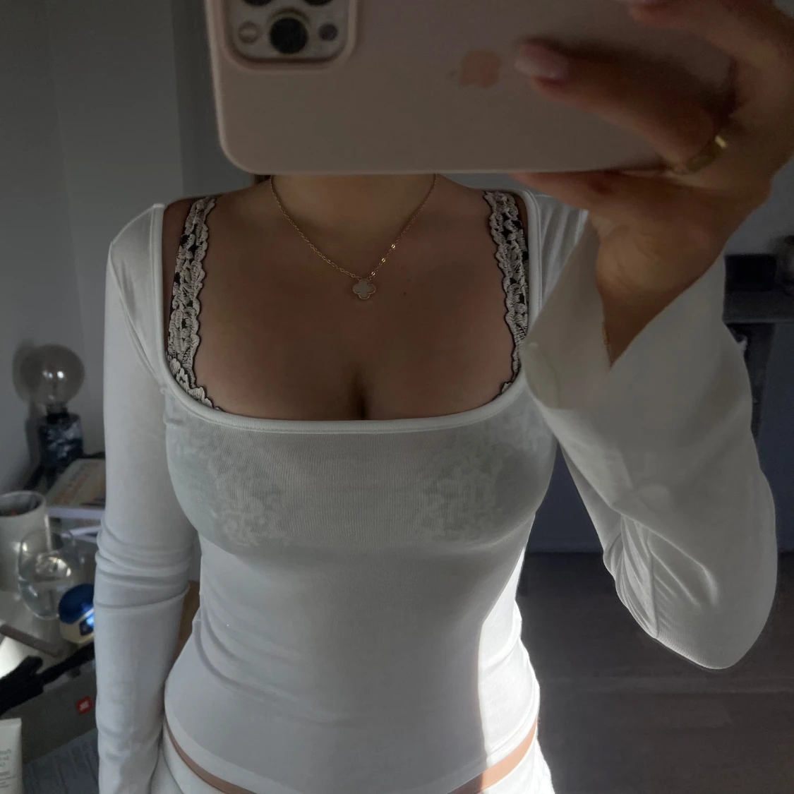 Vit långärmad topp!