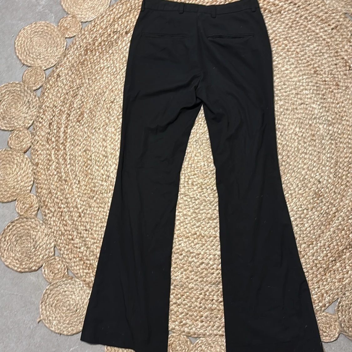 Svarta kostymbyxor från Filippa K - 1