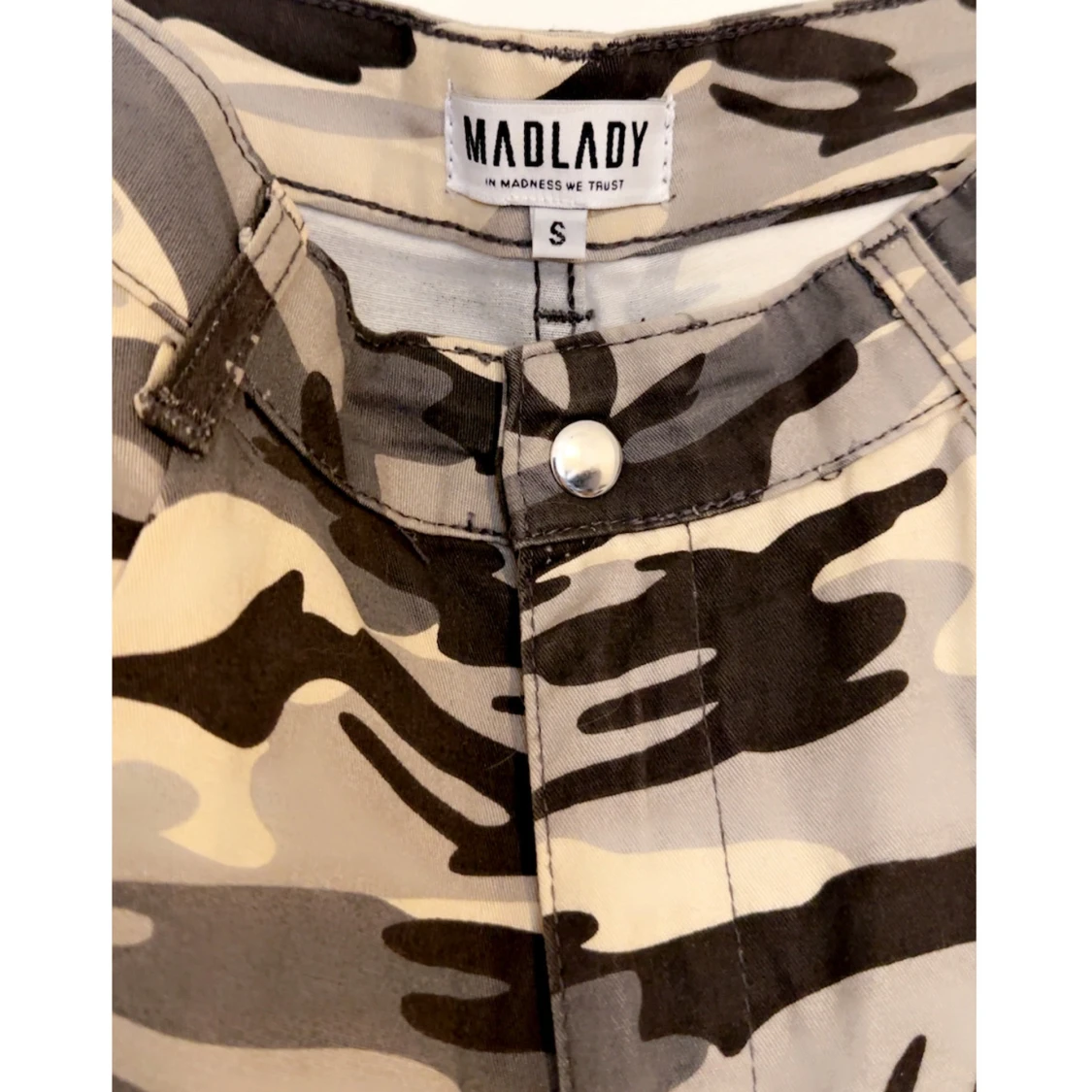 Cargopants camo från Madlady - 4