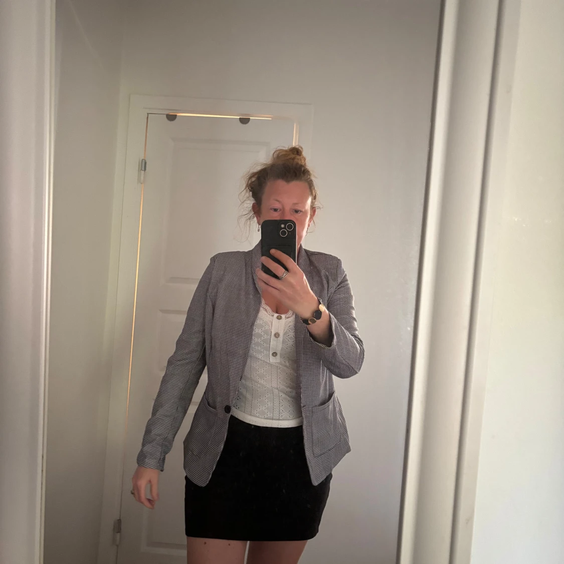 Rutig kostym från Caprice, grå/vit