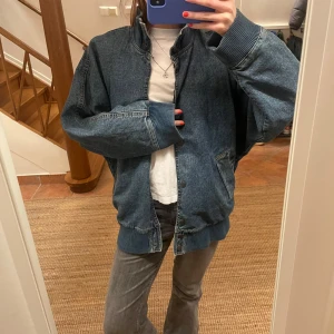 Jeansjacka - Cool jeansjacka!!