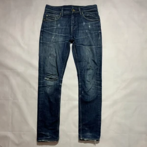 Tiger of Sweden jeans  - -model: tiger skinny fit/slim - Conditon:8/10 - size W/30- retail price:2099 SEK J7