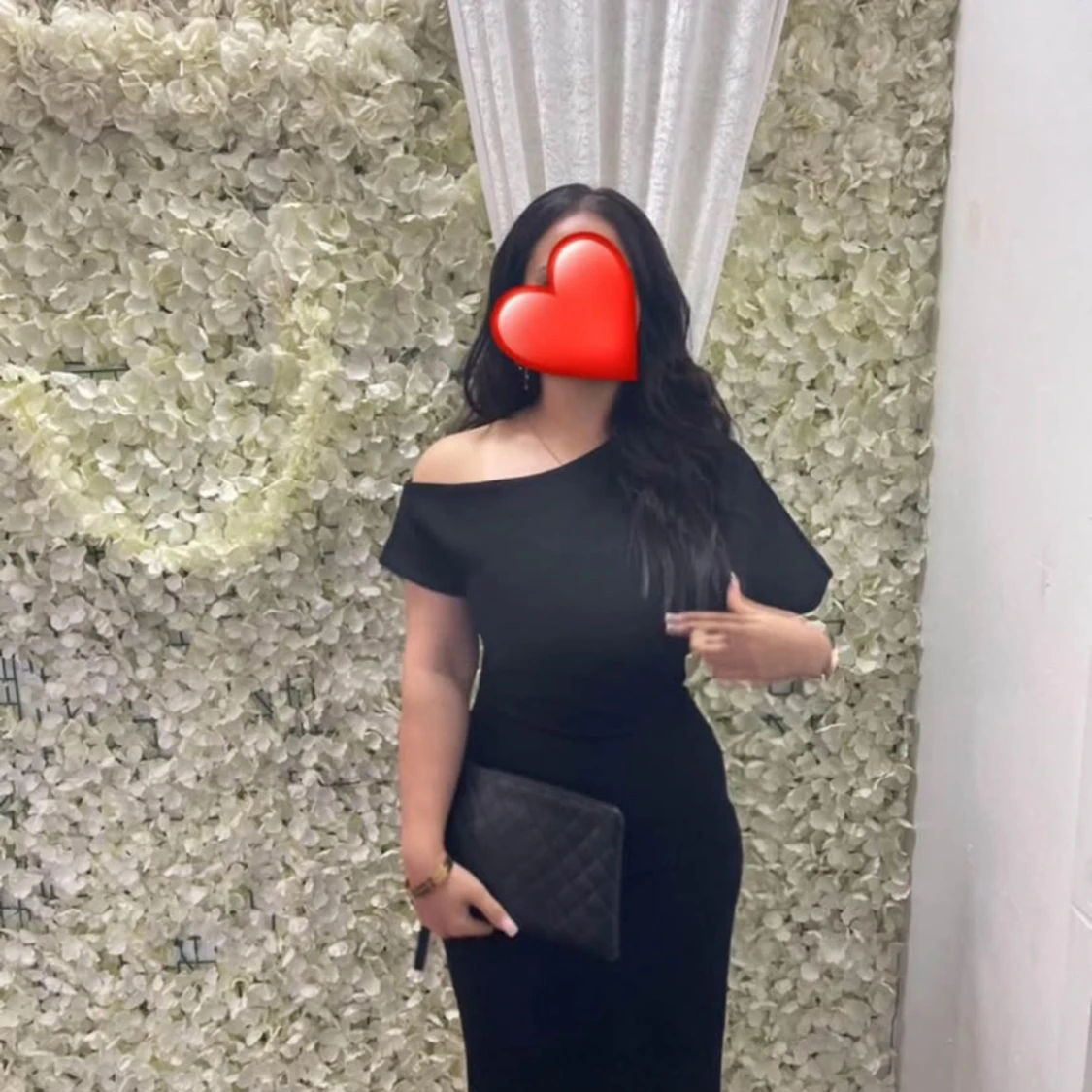 Svart offshoulder klänning - 1