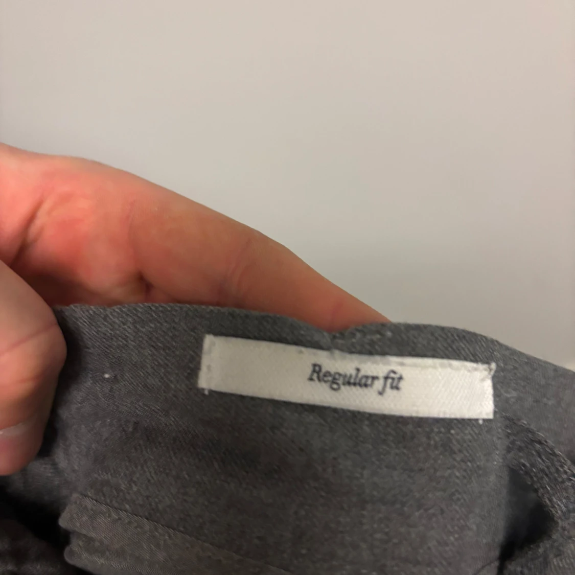 Grå kostymbyxor från Les Deux - 2