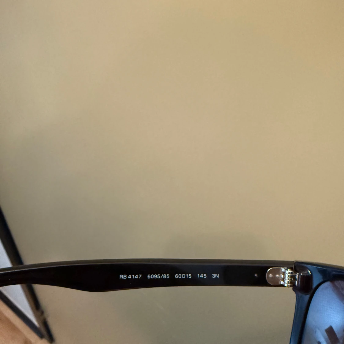 Svarta solglasögon från Ray-Ban - 4