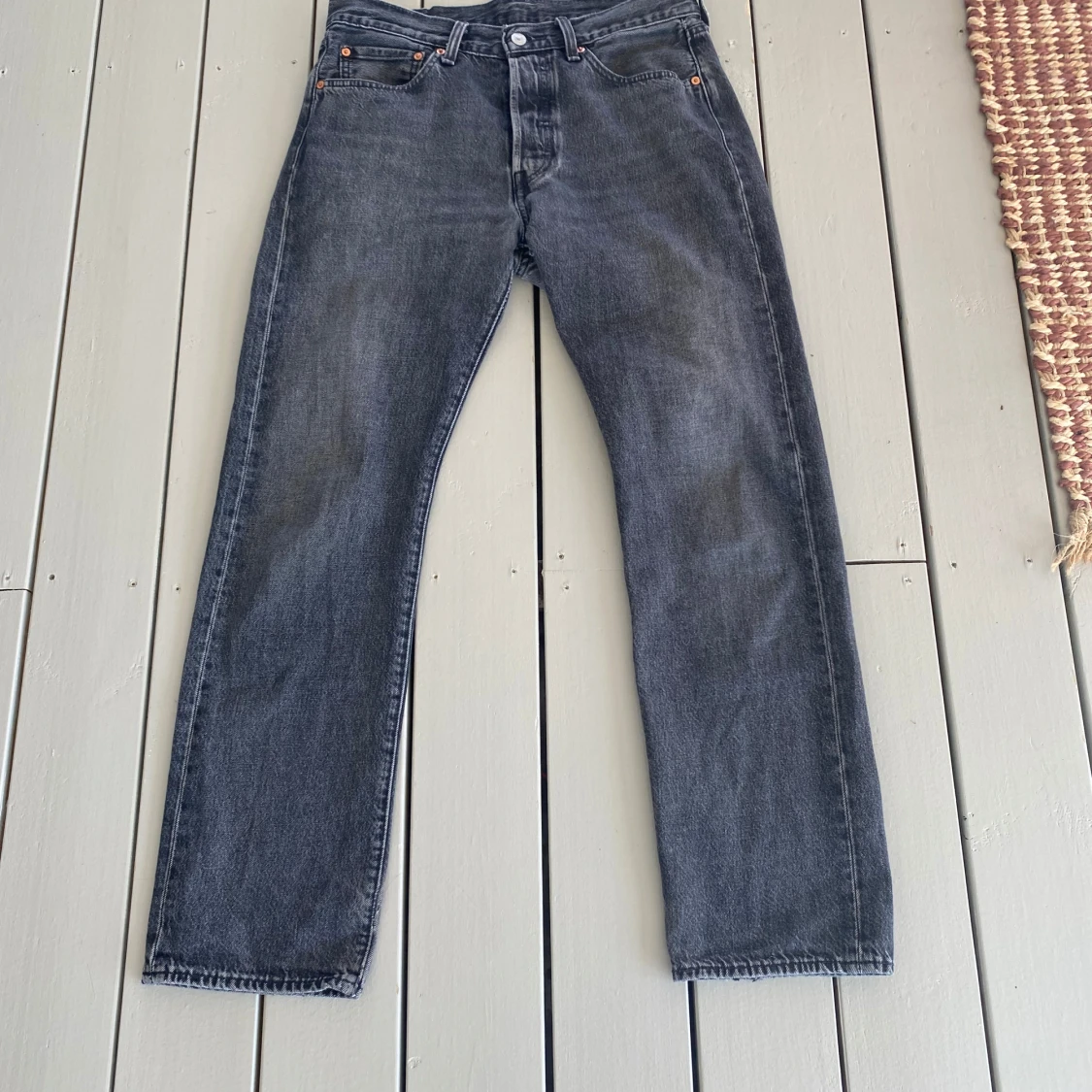 Grå jeans från Levis