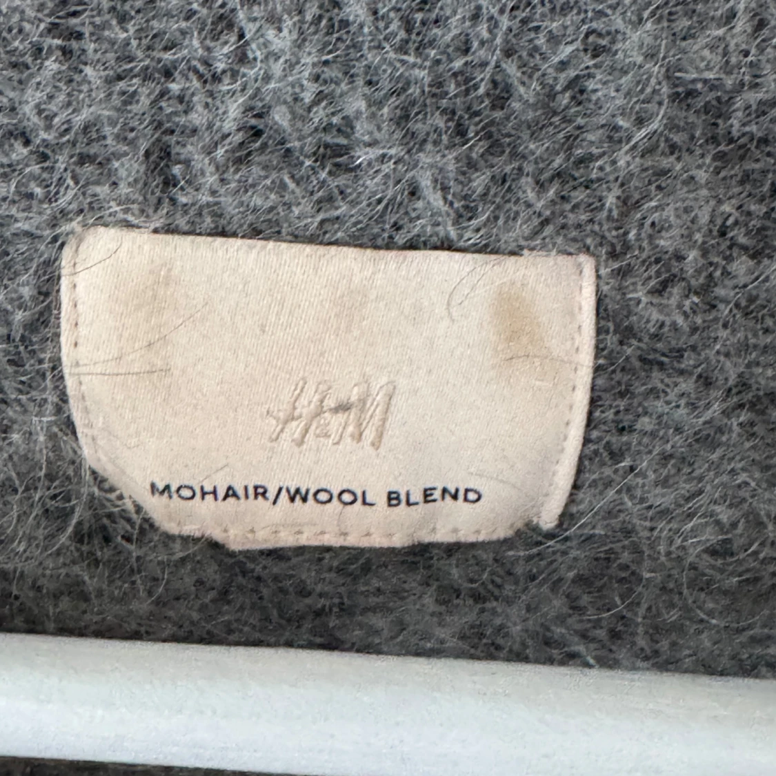 Grå mohairtröja från H&M - 1