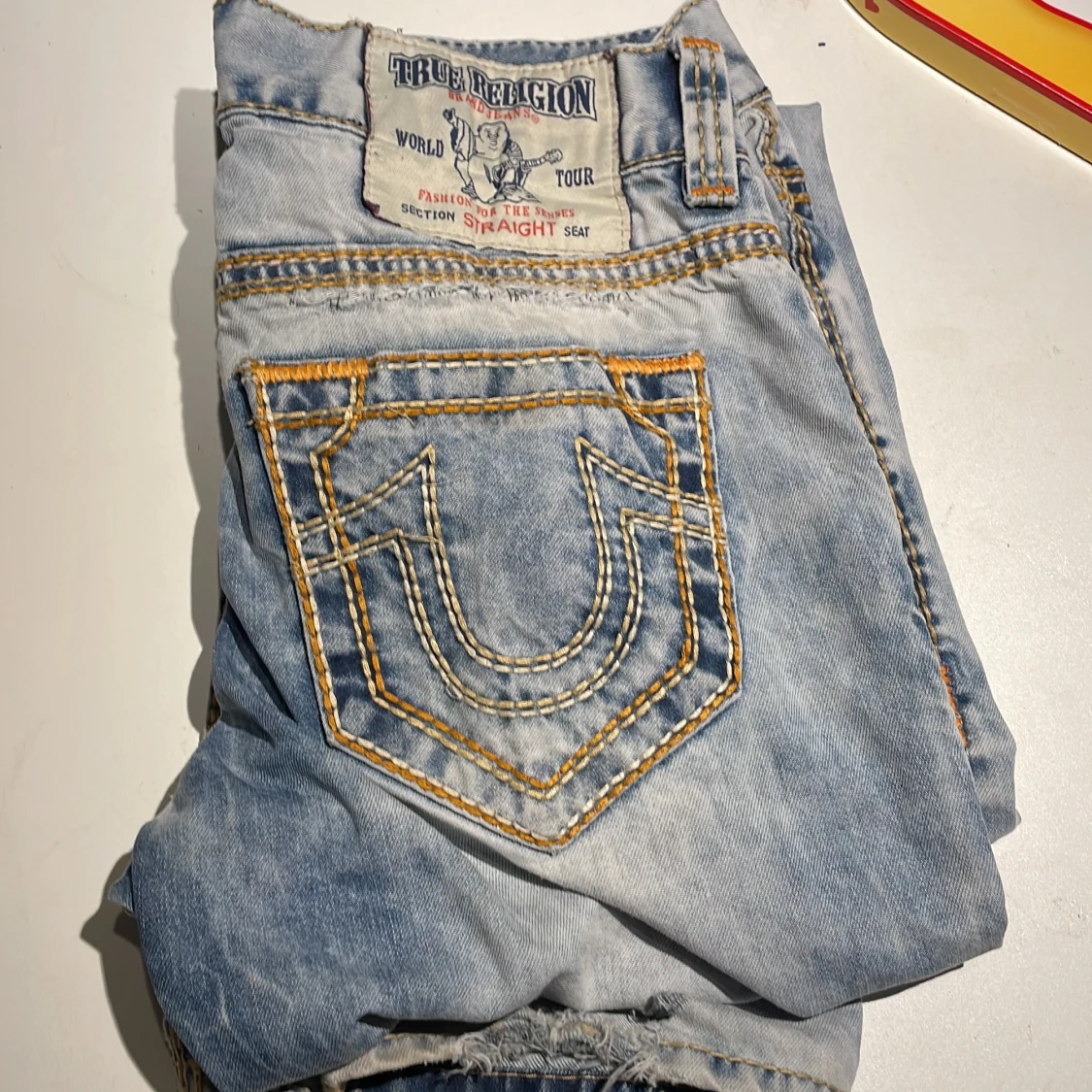 Ljusblå jeans från True Religion