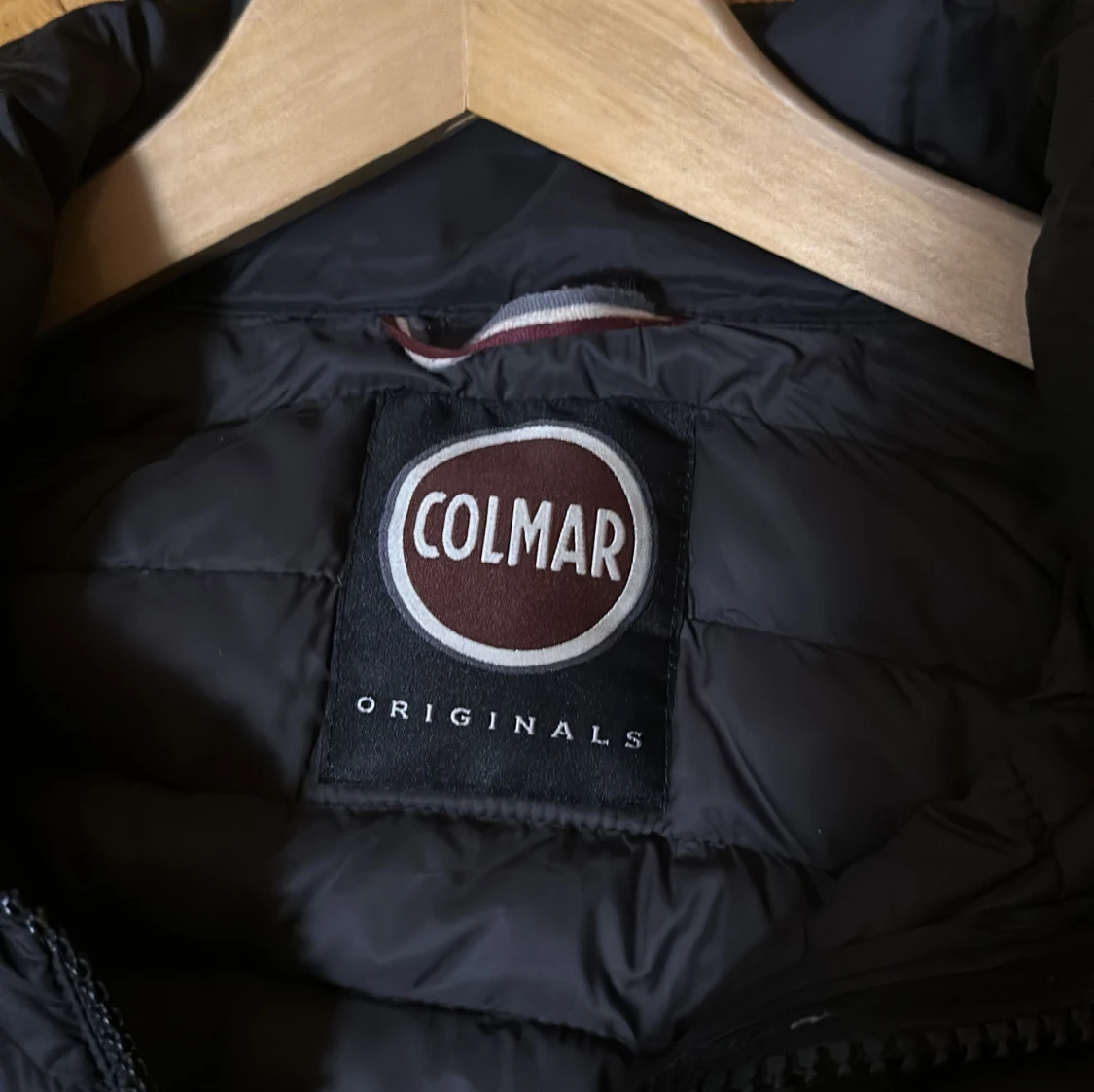 Svart Colmar dunjacka - 2