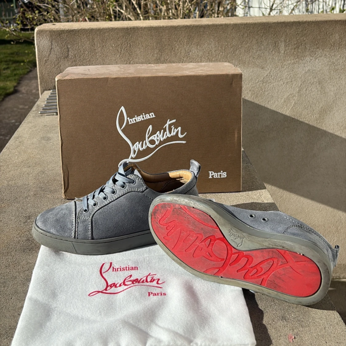 Grå sneakers från Christian Louboutin - 1