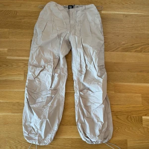 Parashot byxor - Parashot byxor från lager 157