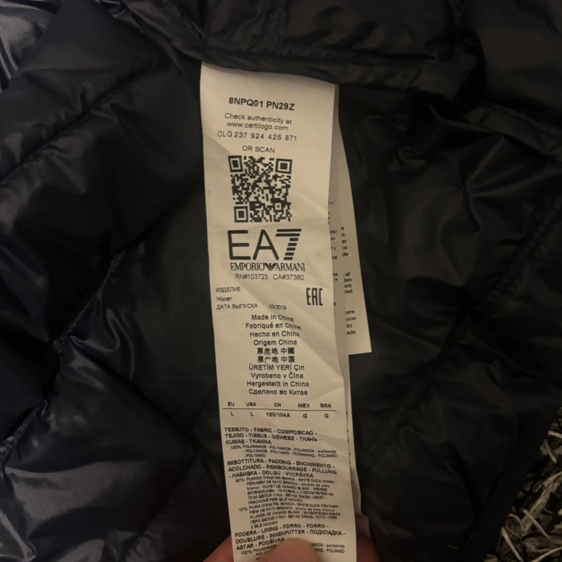 Äkta ea7 väst  - 2