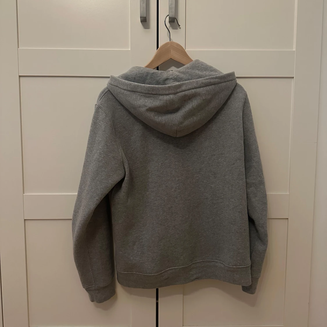 Grå hoodie från Polo Ralph Lauren - 1