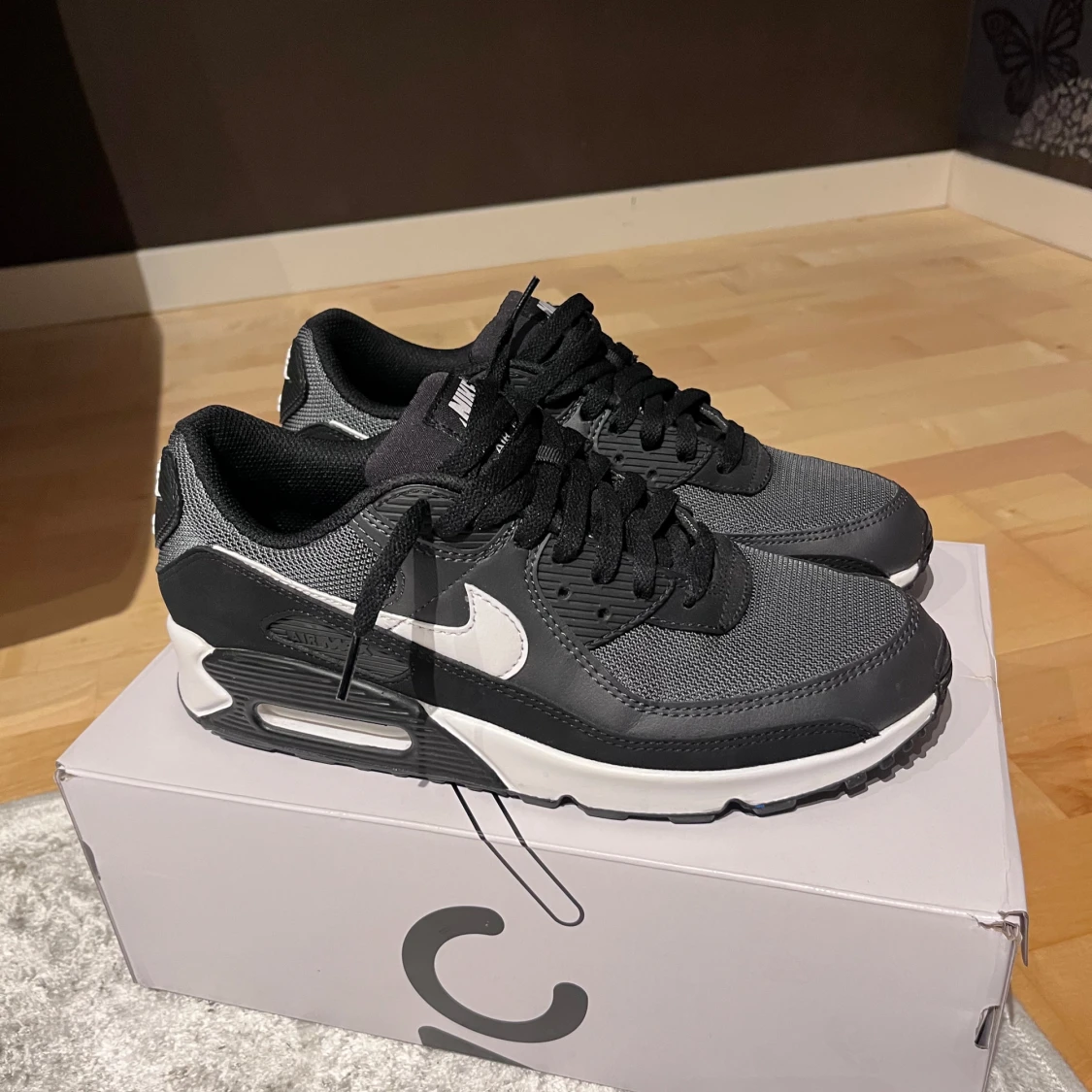 Nike Air Max 90 svart och grå