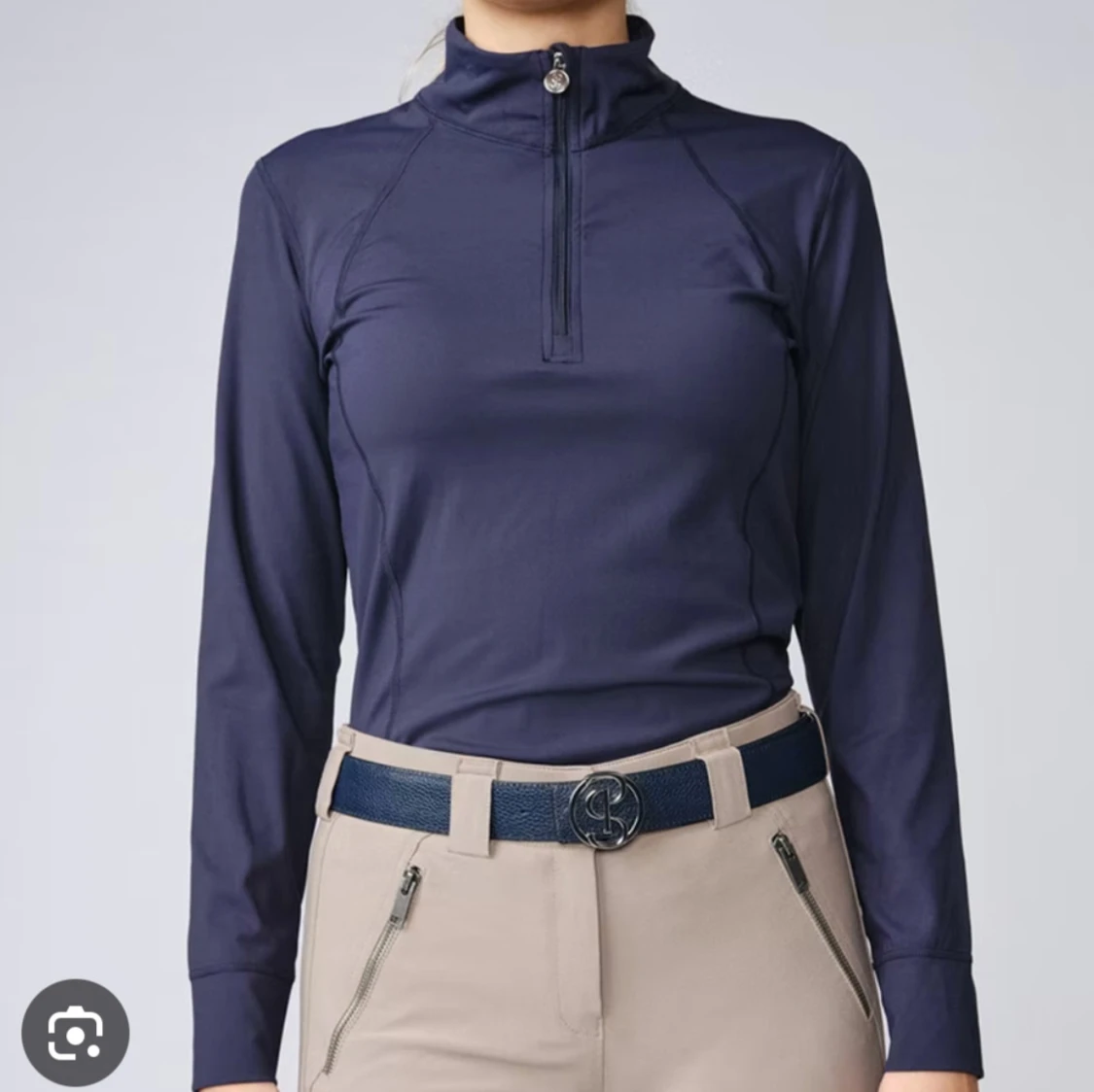 Mörkblå långärmad träningströja