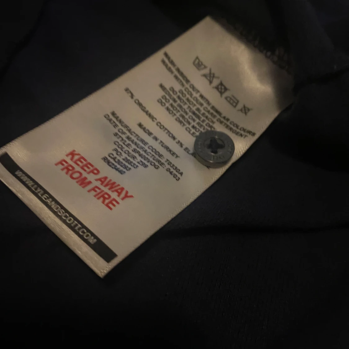 Mörk/Marinblå piké T-shirt från Lyle & Scott - 3