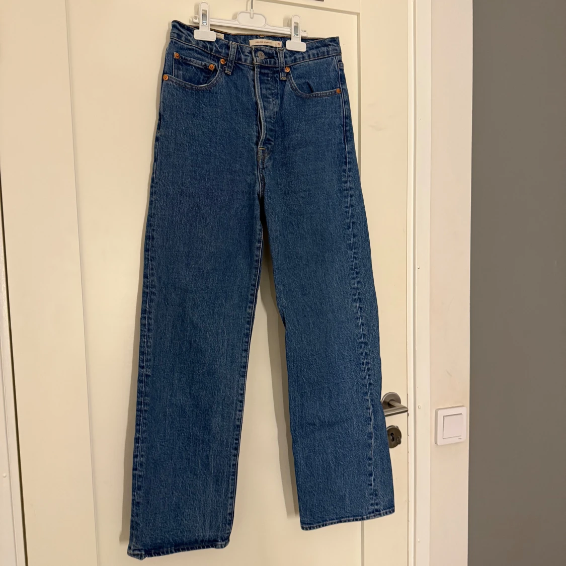 Blå Ribcage Straight jeans