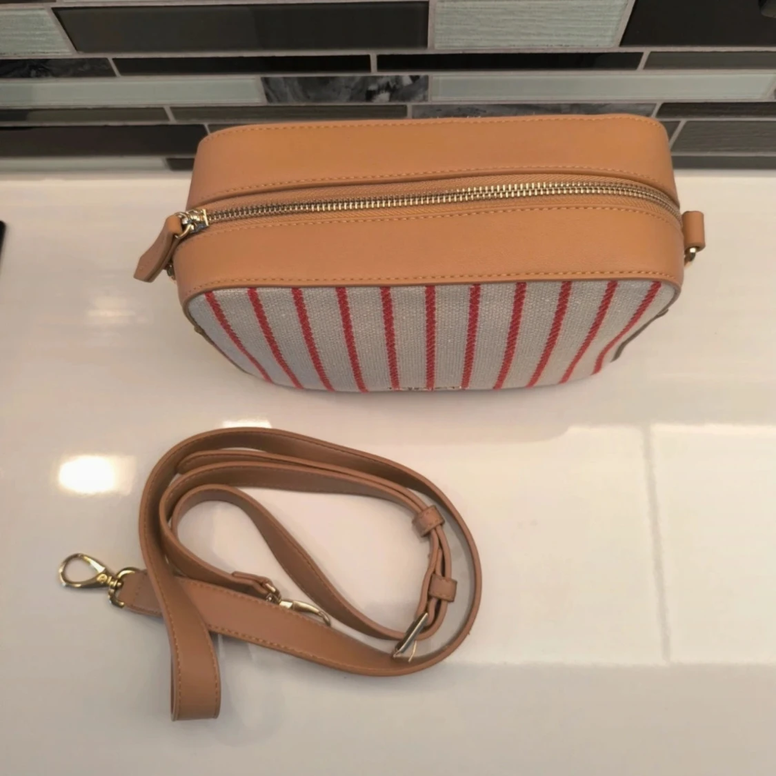 Randig axelväska från Valentino - 1