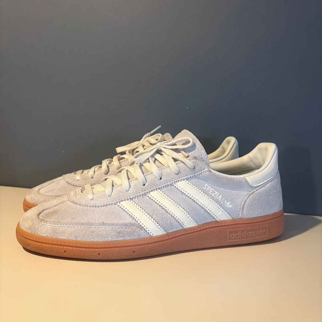 Grå Adidas Spezial sneakers - 3