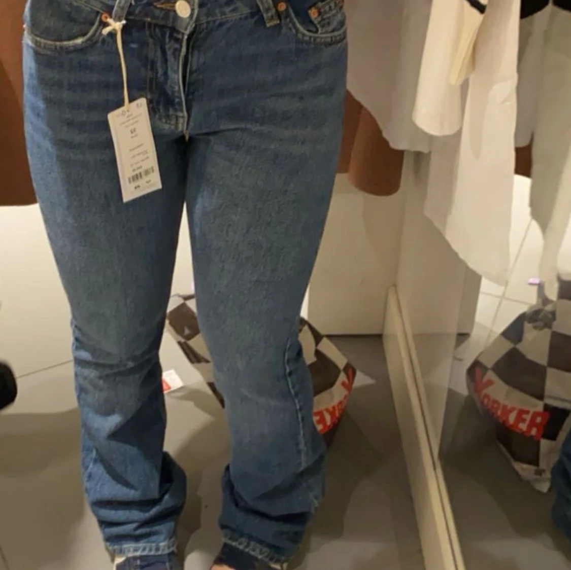 Blå jeans med bootcut - 3
