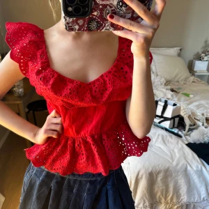 Zara blus  - Super fin röd blus från zara💋💋