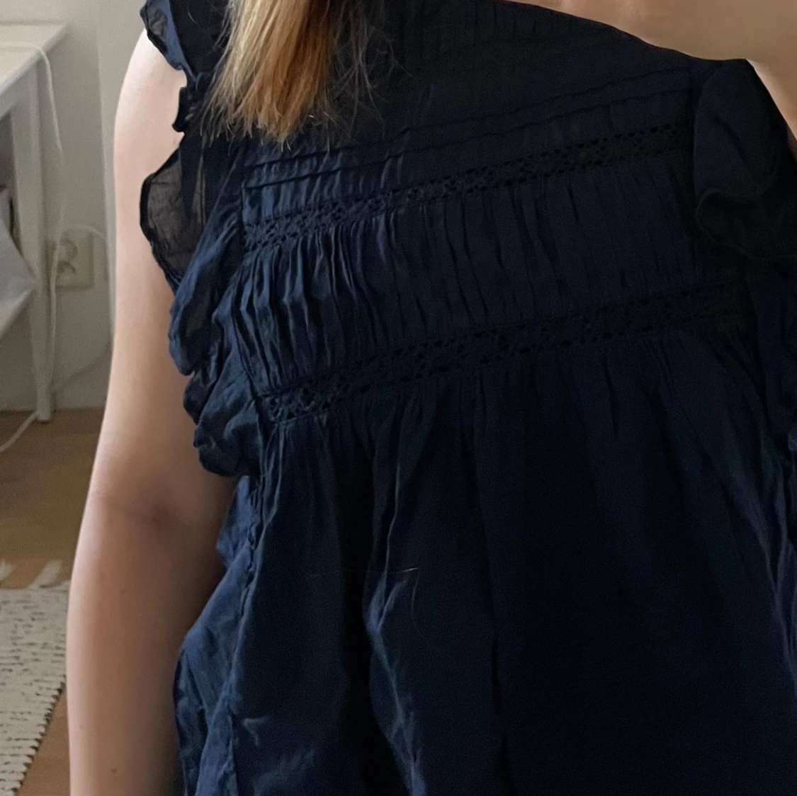 Mörkblå tröja från Holly & Whyte - 3