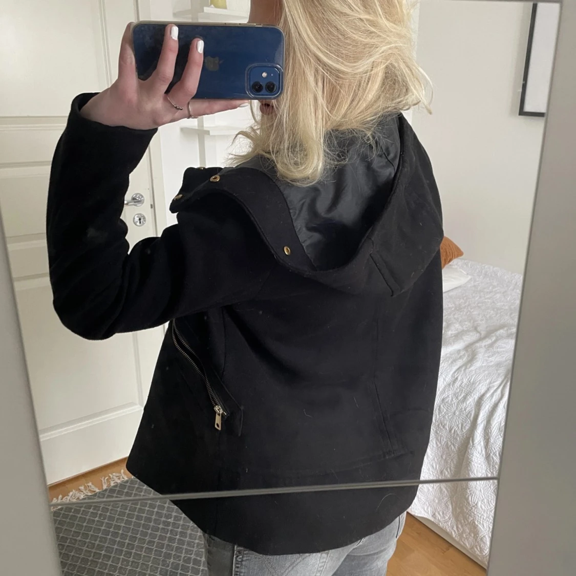 Svart kort kappa - 2