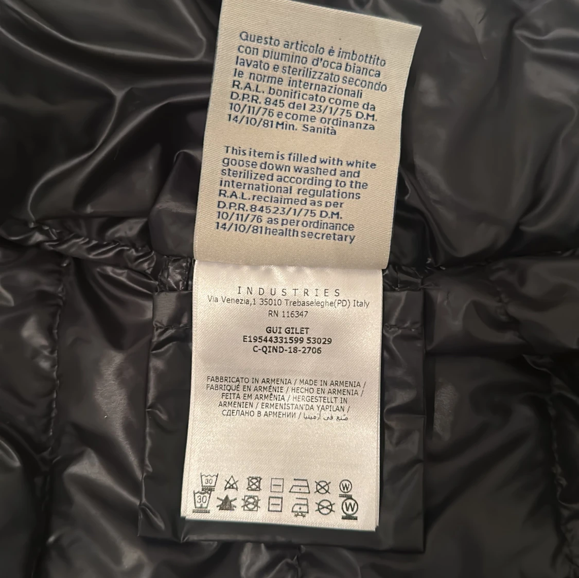 Svart dunväst från Moncler - 4