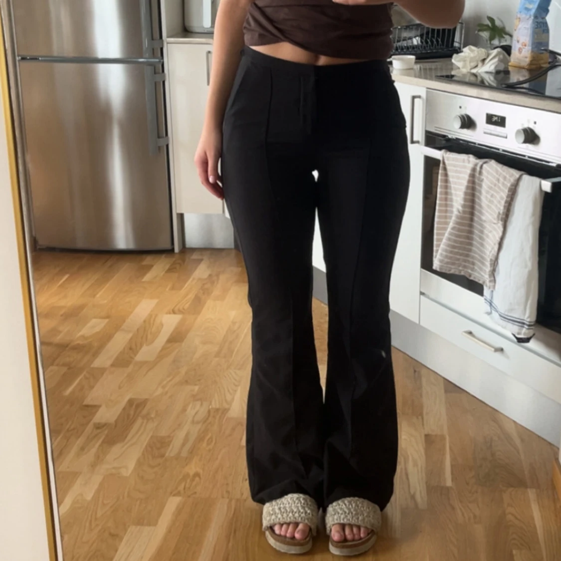 Svarta bootcut kostymbyxor