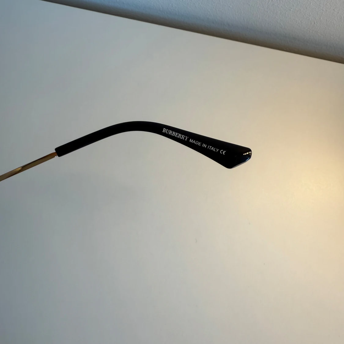 Burrbery Solglasögon  - 3
