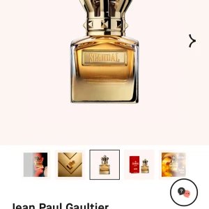 Scandal Pour Homme Eau de Parfum från Jean Paul Gaultier - Säljer en Jean Paul Gaultier Scandal Absolu, Inte använd mycket så det är ungefär 40ml kvar nypris 1200 mitt pris 500. Perfekt för dig som gillar maskulina herrparfymer