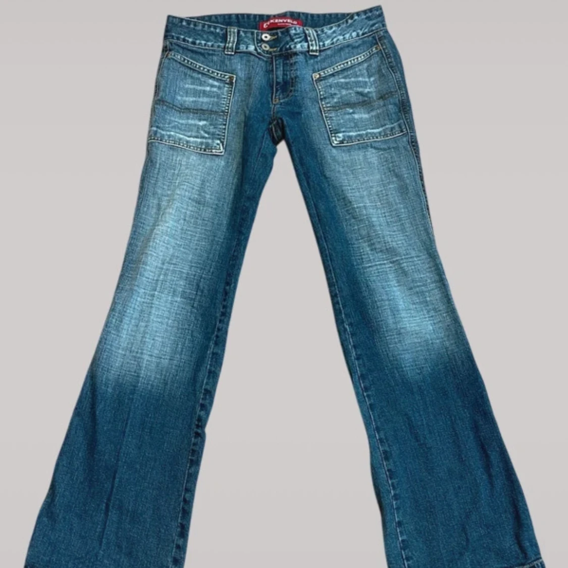 Lågmidjade bootcut jeans