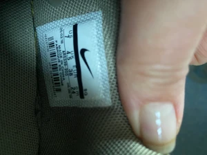 Nike Air grön mocka - Superfina grön mocka Nike Air. Stl 38 men känns som 37