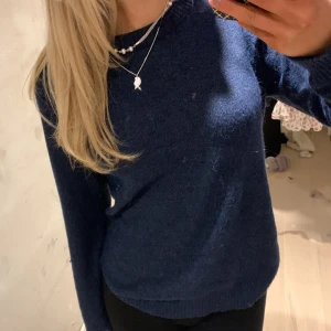 Vila tröja ❤️‍🔥 - Bra skick då den knappt är använd! SKICKAR INTE MER BILDWR SÅ FRÅGA INTE TACK!!❤️‍🔥