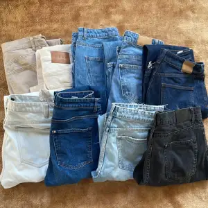 Hej! Säljer massa jeans 100-150 kr st, de är modellerna straight och bootcut! Hör av er för bilder! 💓