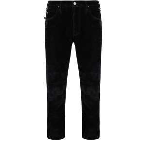 Svarta Armani Jeans J45 Regular Skönaste jeansen jag haft! Knappt använda Om du vill diskutera pris eller har frågor är det bara att skriva!