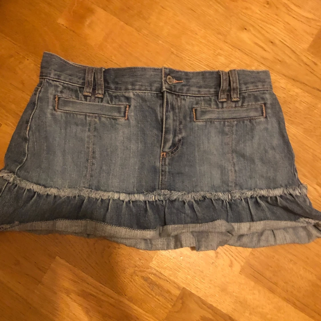 URSÖT MINI JEANS KJOL - 90