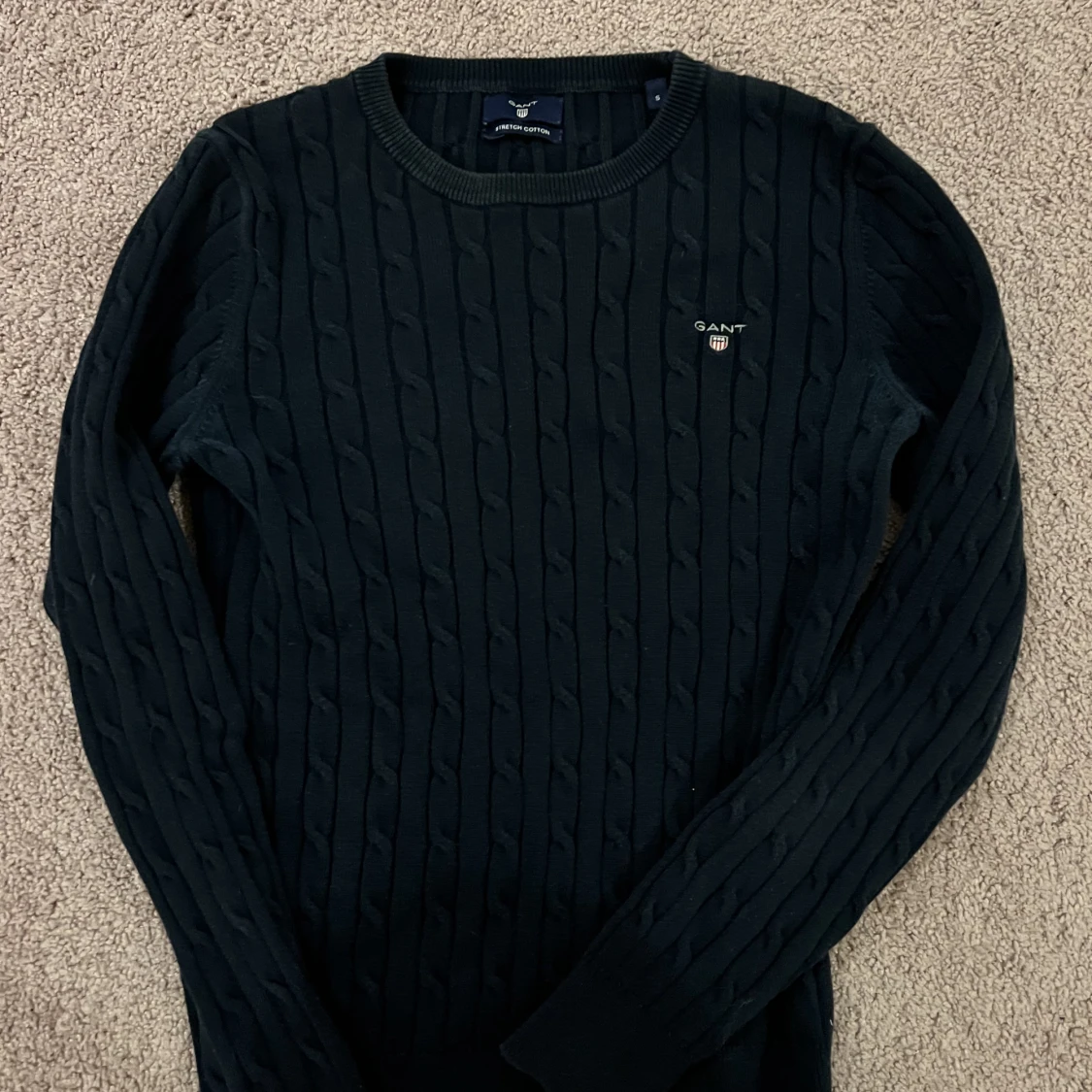 Gant Kabelstickad