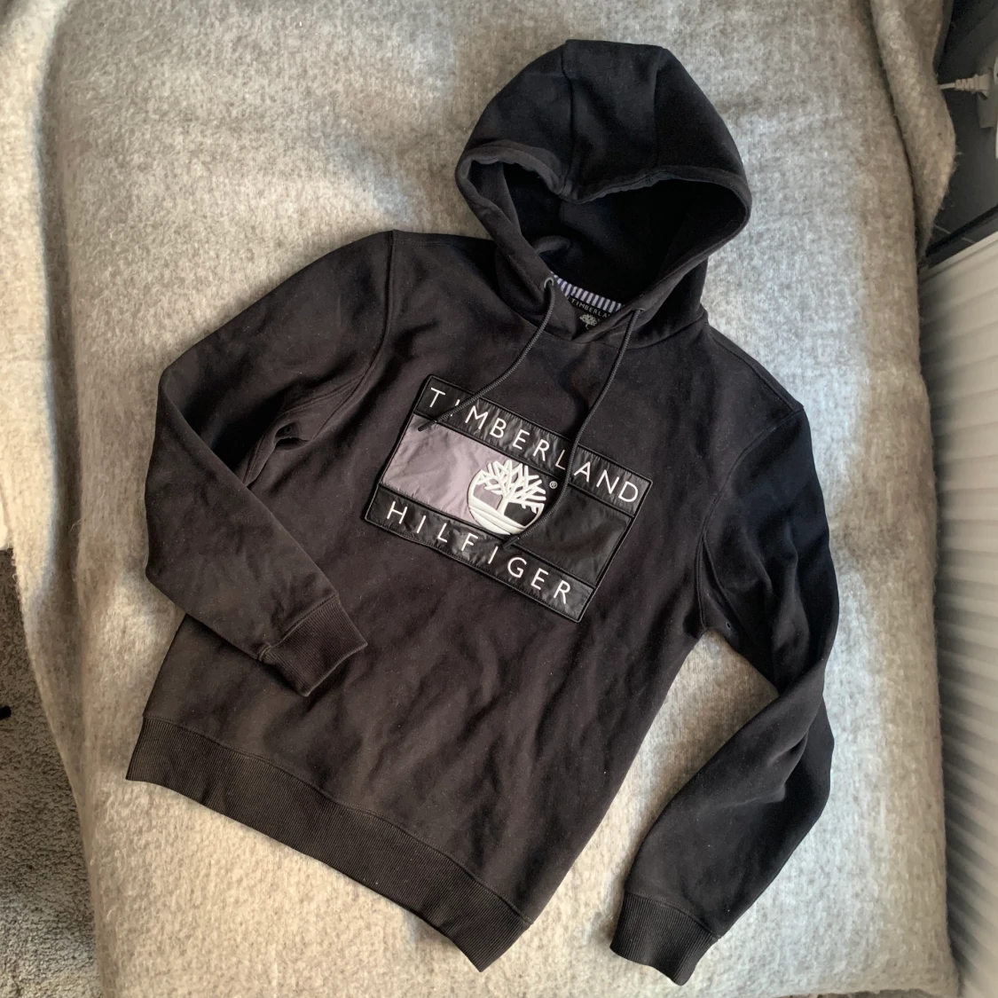 TOMMY HILFIGER x TIMBERLAND - 90