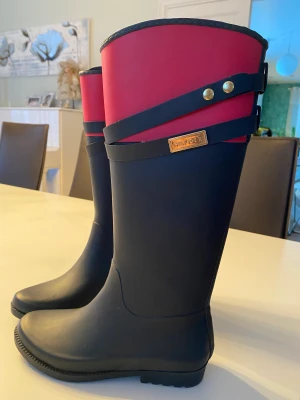 Tommy Hilfiger boots  - New