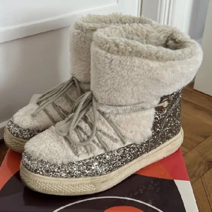 Colors of california  - riktigt fina skor i fint skick!!