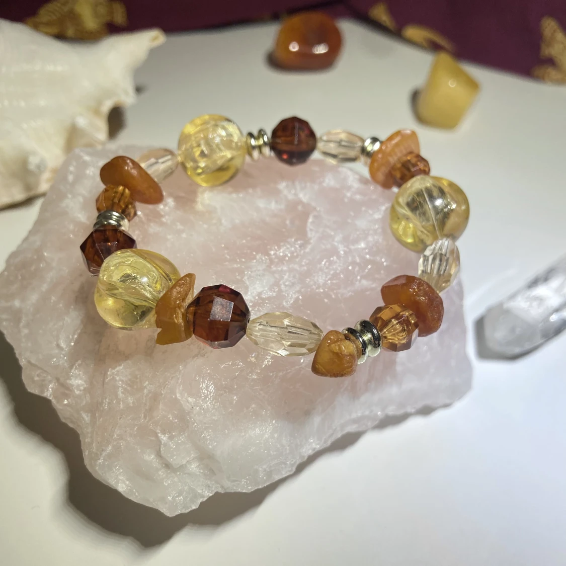 Pärlarmband med äkta bärnsten  - 91