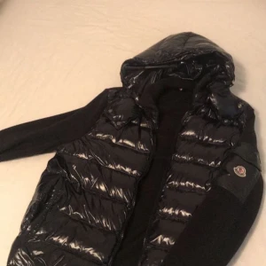 Moncler hybrid jacka - Moncler hybrid jacka