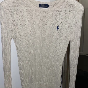 Ralph lauren tröja  - Tröja från Ralph lauren i storlek xs. Bra skick 