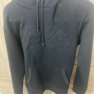 Ralph lauren hoodie - Svart Ralph Lauren hoodie, nyskick