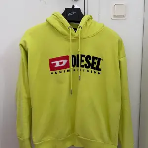 Diesel hoodie i storlek xs (unisex) Skick 9/10 