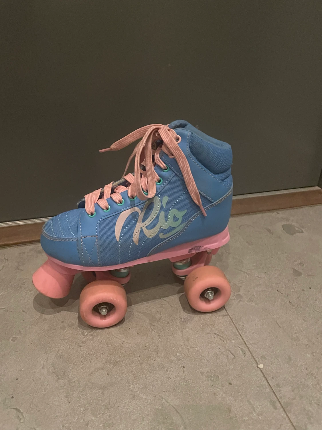 Rio rullskridskor  - 90